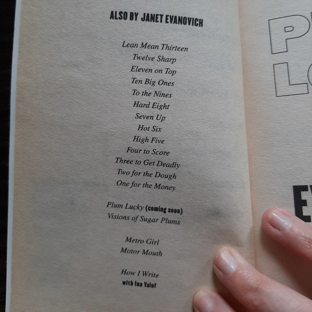 Janet Evanovich Plum Lovin' Paperback